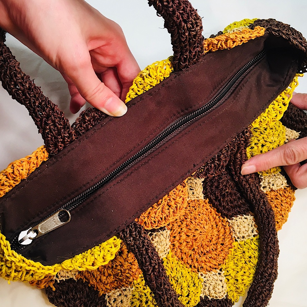 Hand Crocheted Raffia Bag - Picture 4 of 11